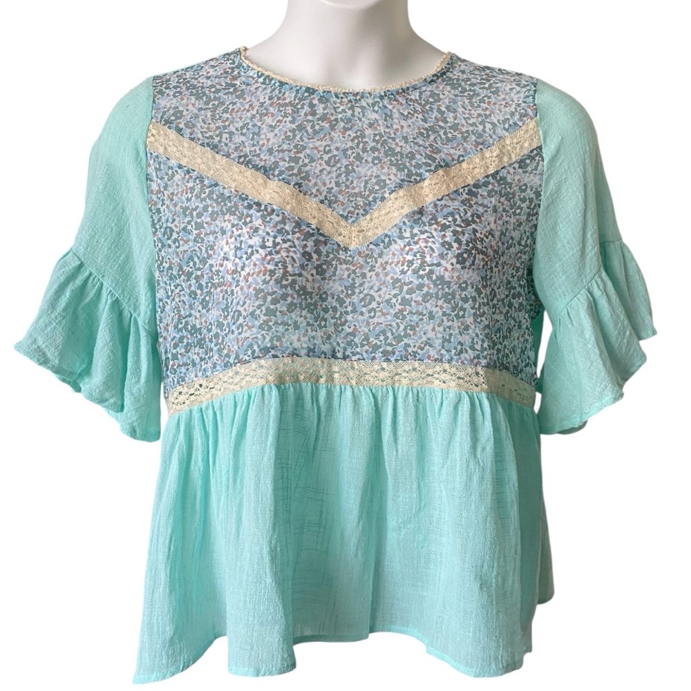 Umgee Floral Print Lace Trim Ruffle Sleeve Babydoll Top Mint Size Large NWT